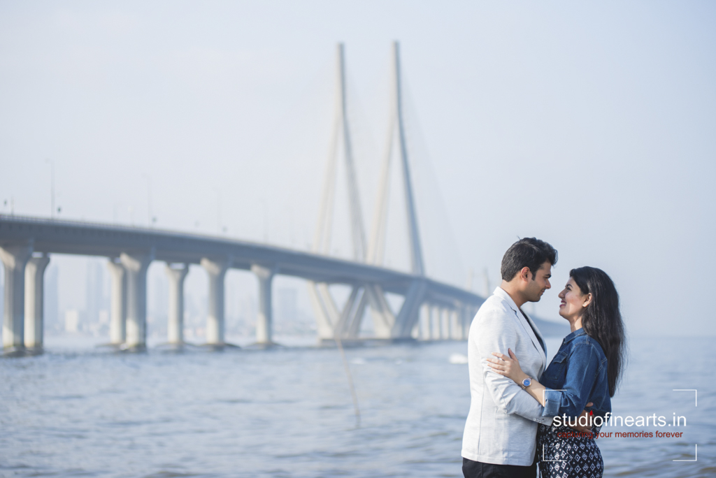 Read more about the article Pre Wedding Photographer Mumbai